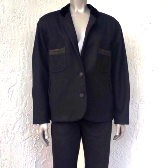 BERGDORF GOODMAN ON THE PLAZA LADIES VINTAGE PURE WOOL/VELOR TRIM BLAZER/COAT - Picture 1 of 17